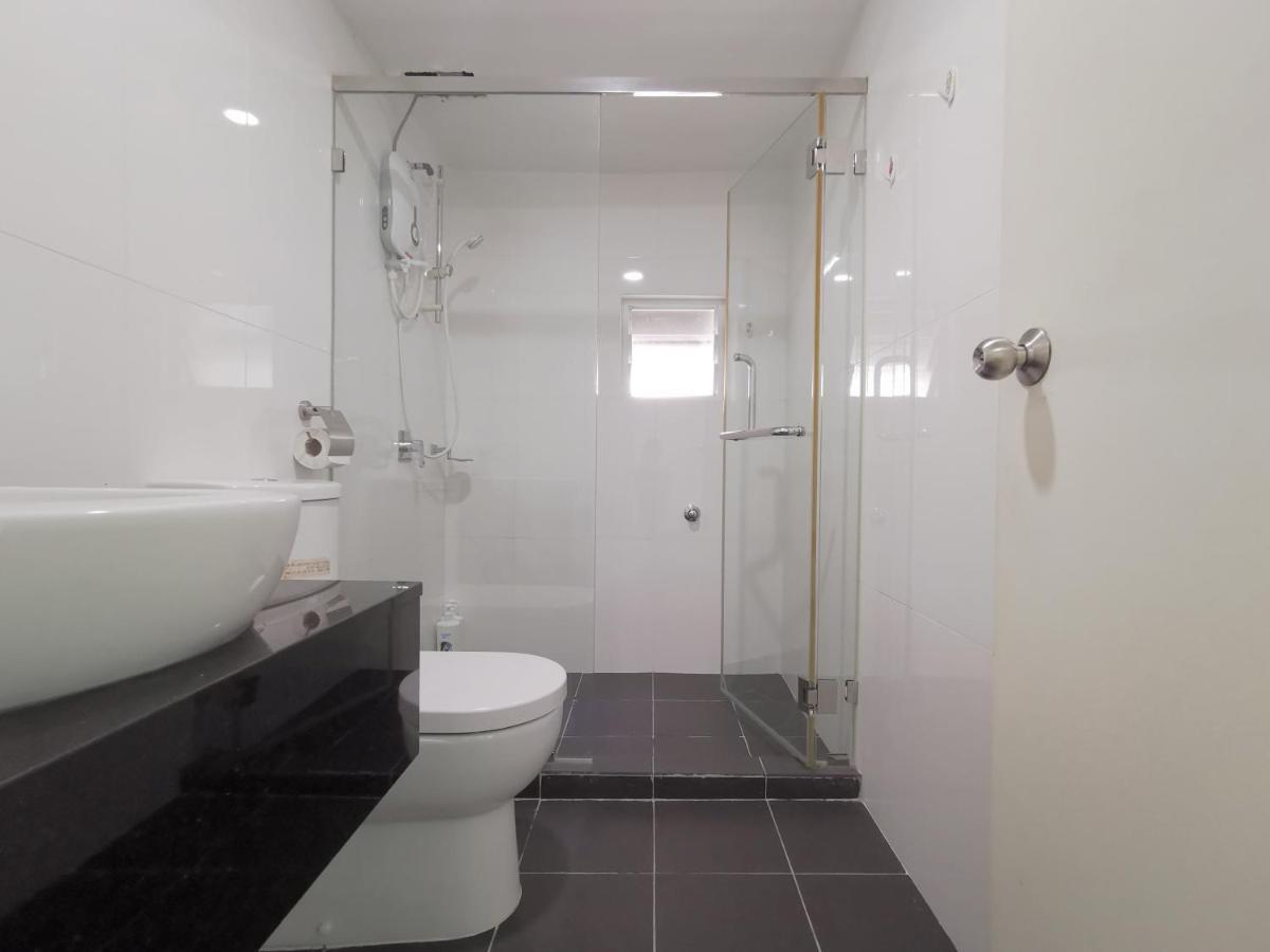 Apartment Maritime Penang Jelutong